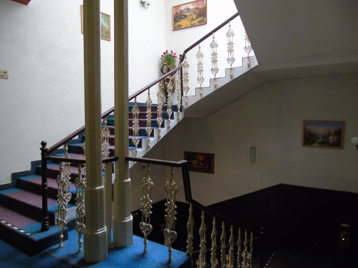 Gl Hotel Trutnov Esterno foto