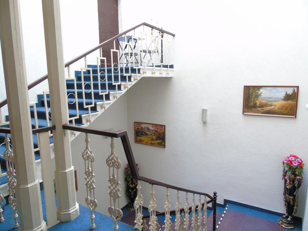 Gl Hotel Trutnov Esterno foto