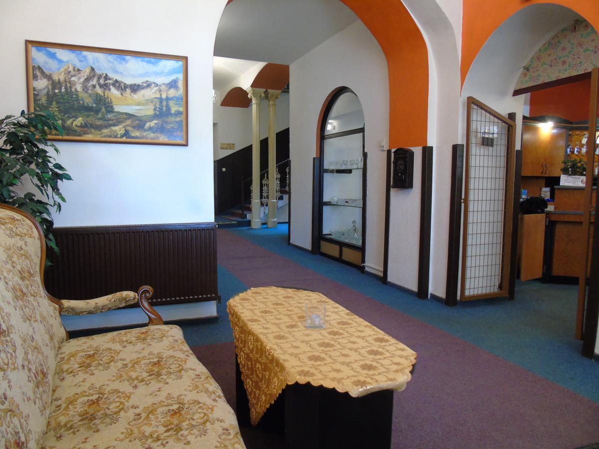 Gl Hotel Trutnov Esterno foto