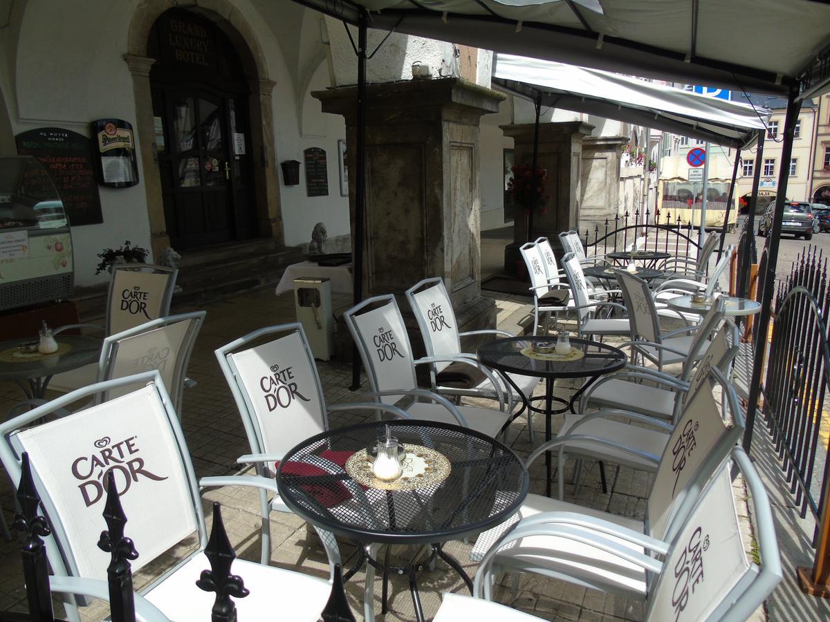Gl Hotel Trutnov Esterno foto