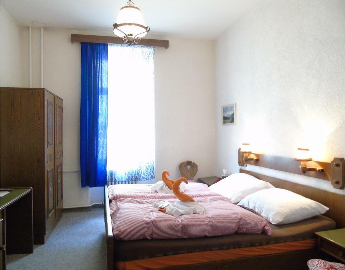 Gl Hotel Trutnov Esterno foto